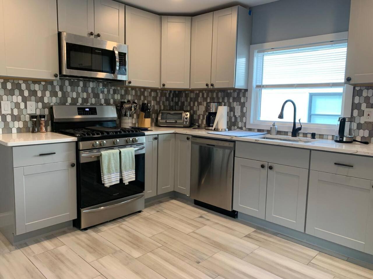 Newly Renovated 2 Bedroom Downtown Apt, Family Getaway. Montclair Exteriér fotografie